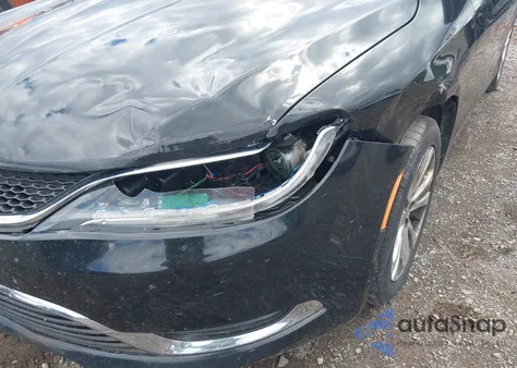 2016 Chrysler 200 Limited z USA, uszkodzony, nr VIN 1C3CCCAB2GN105694